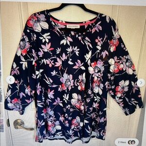 Elegant Floral Women's Blouse - Black and Pink